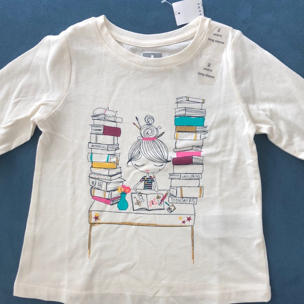 GAP - Long Sleeve T-Shirt Girl with books